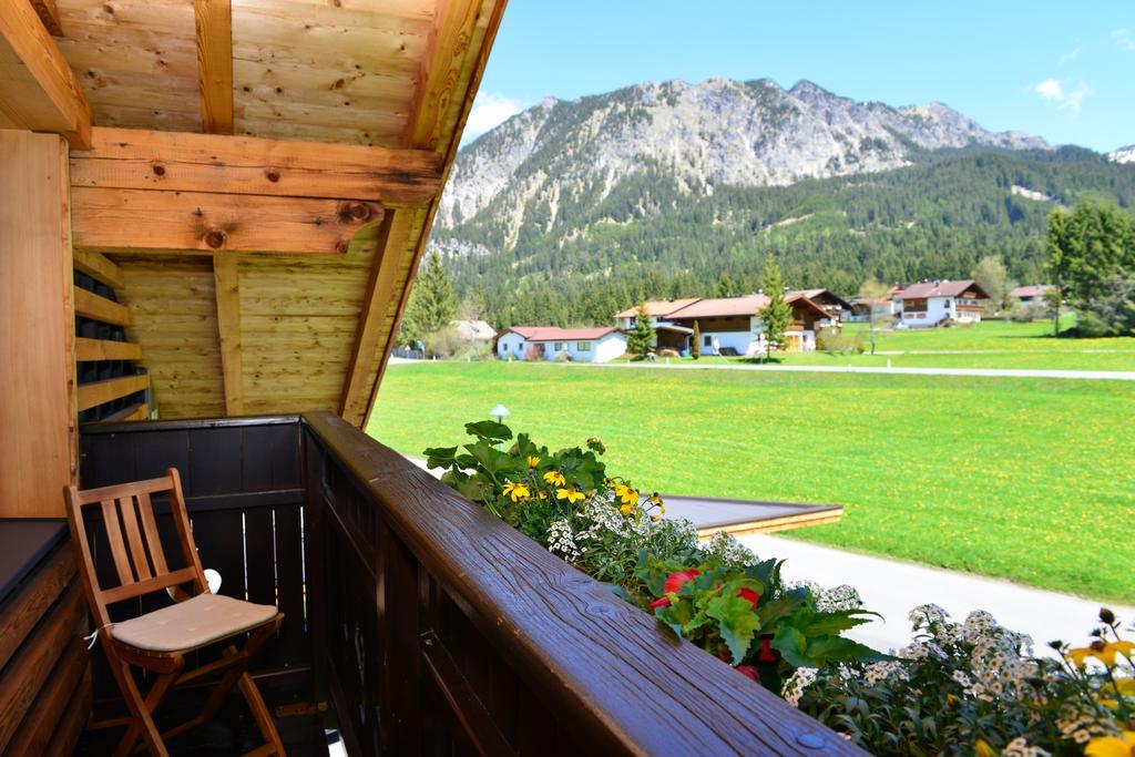 Sonn Alpin - Ferienwohnungen Graen Exterior photo